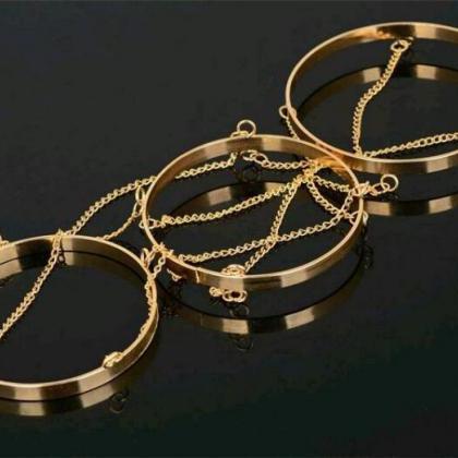 Three Link Chain Bracelet Integrate..