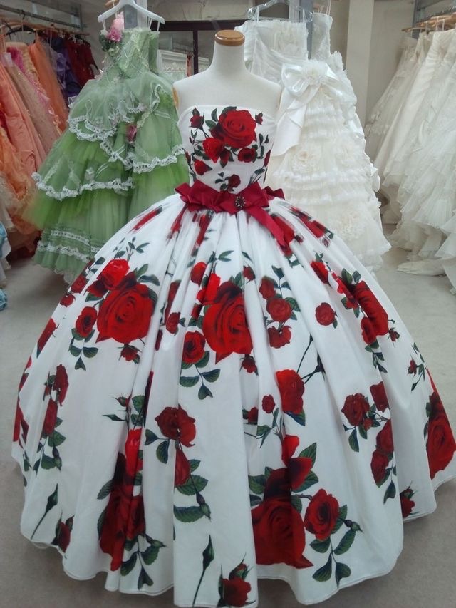 white quince dress with roses